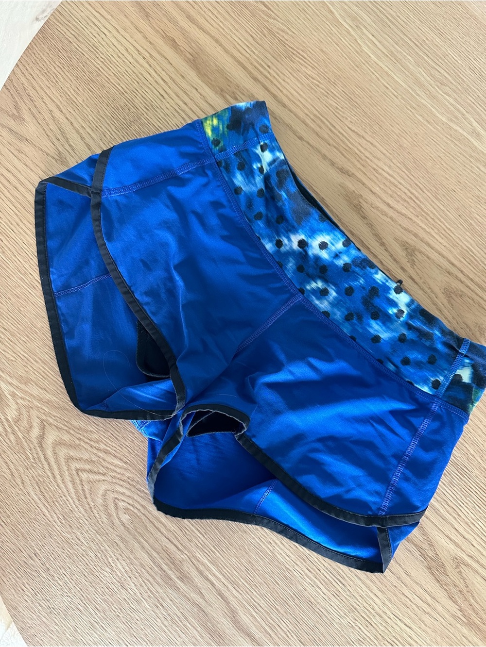 Lululemon Speed up shorts size 4